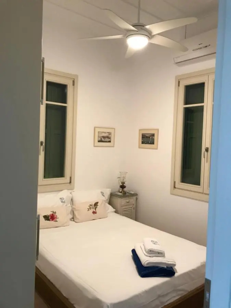 Ouzo Traditional House with private pool