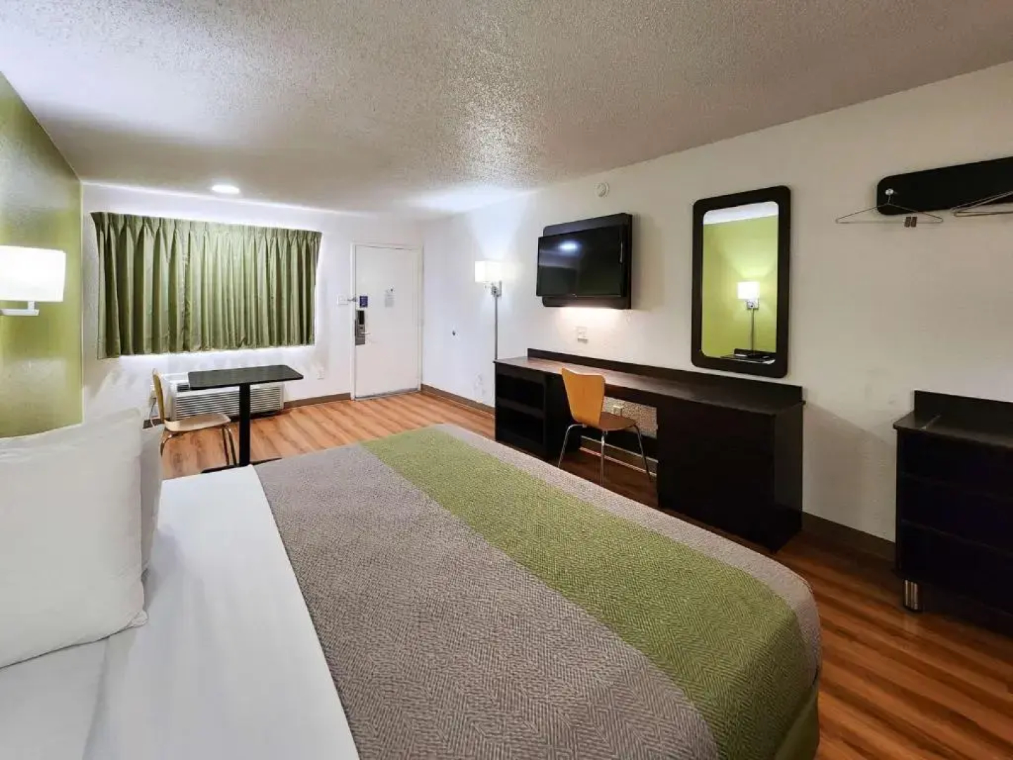Motel 6 Baytown, TX - Baytown East