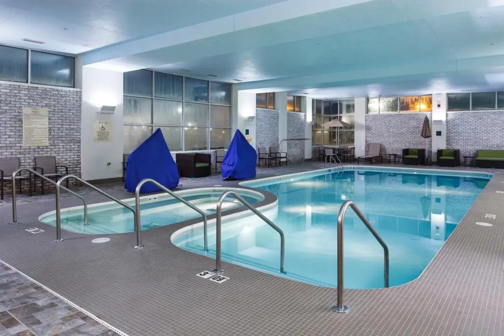 DoubleTree by Hilton Neenah