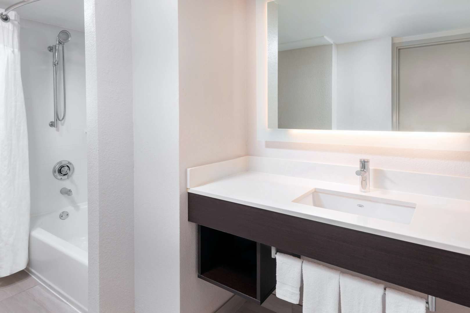 Holiday Inn Express Miami Airport Doral Area by IHG