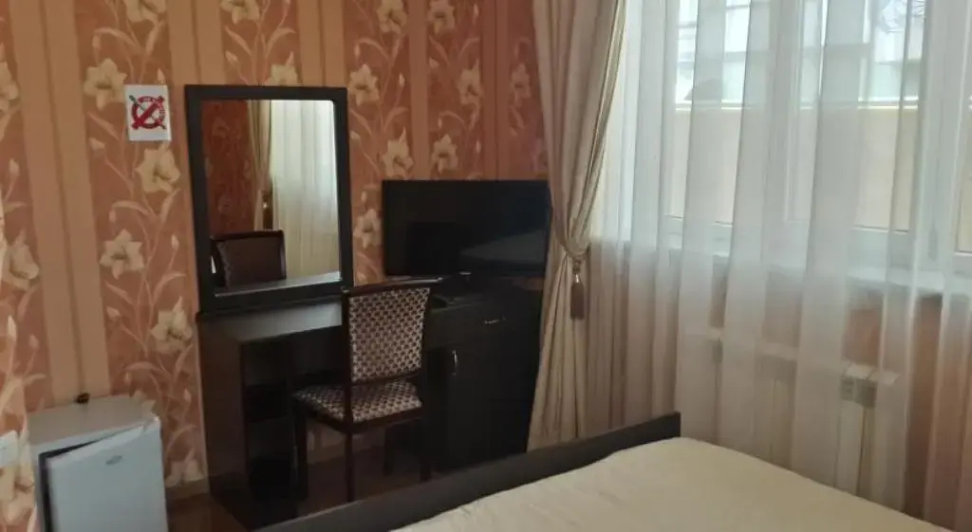 Kavkaz Hotel