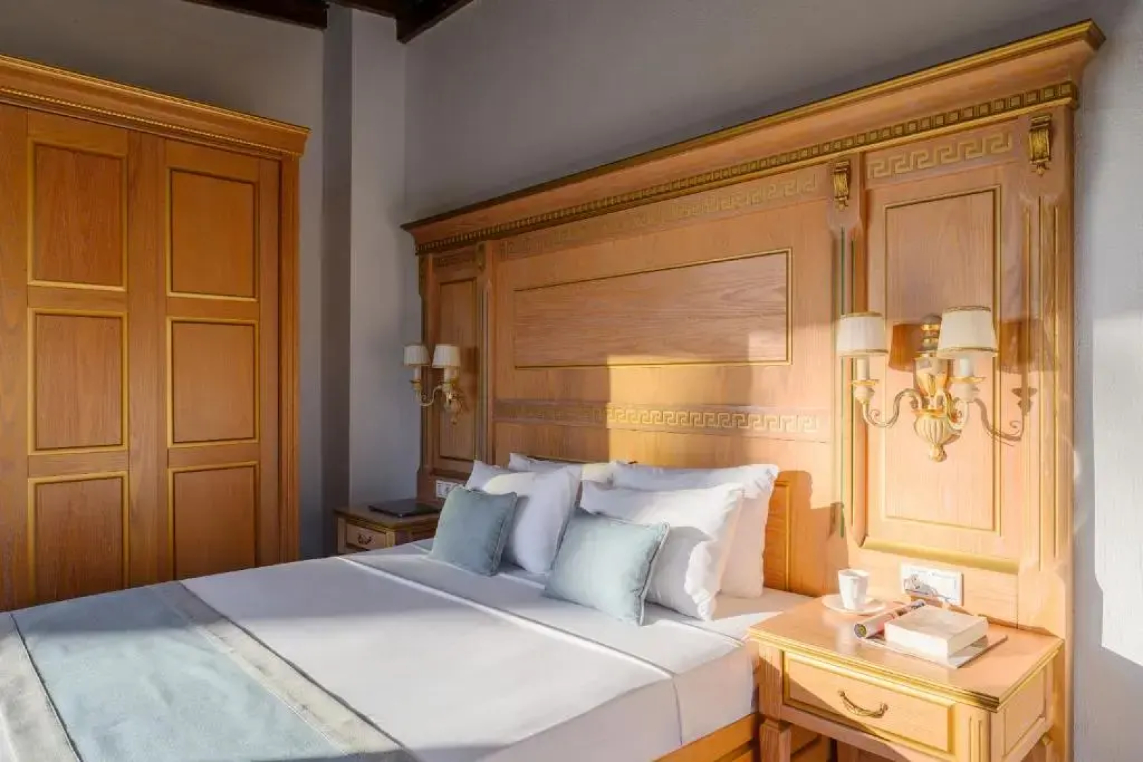 Evlogia Hotel Seafront & Annex by Greek Pride