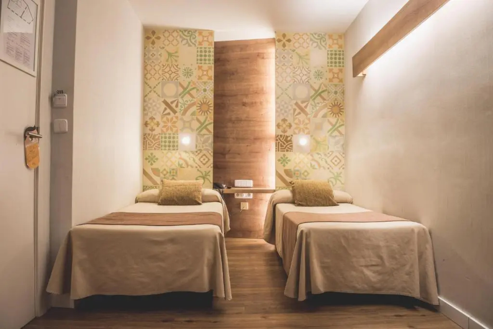 Mare Nostrum Hostal 