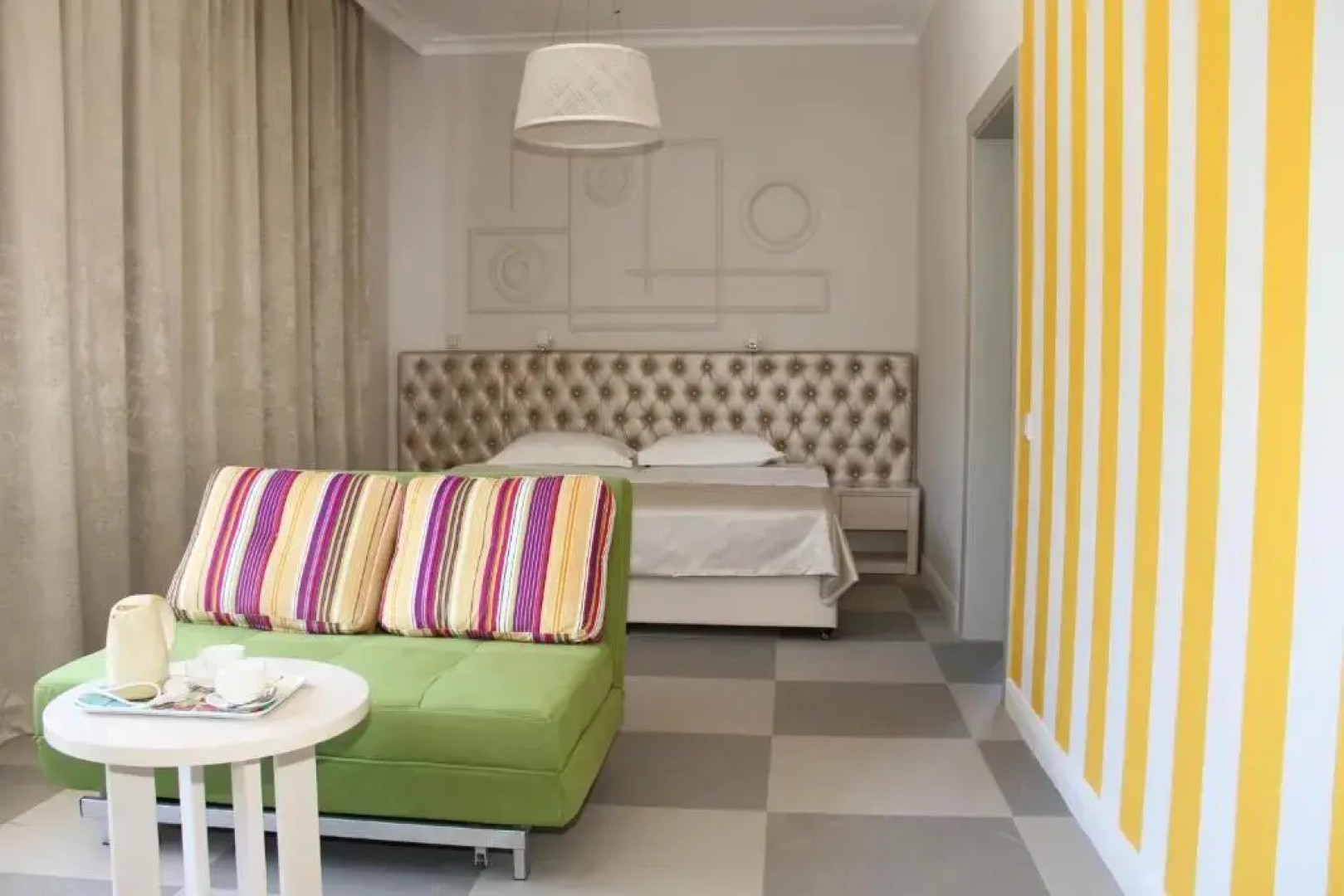 Aquarel Hotel