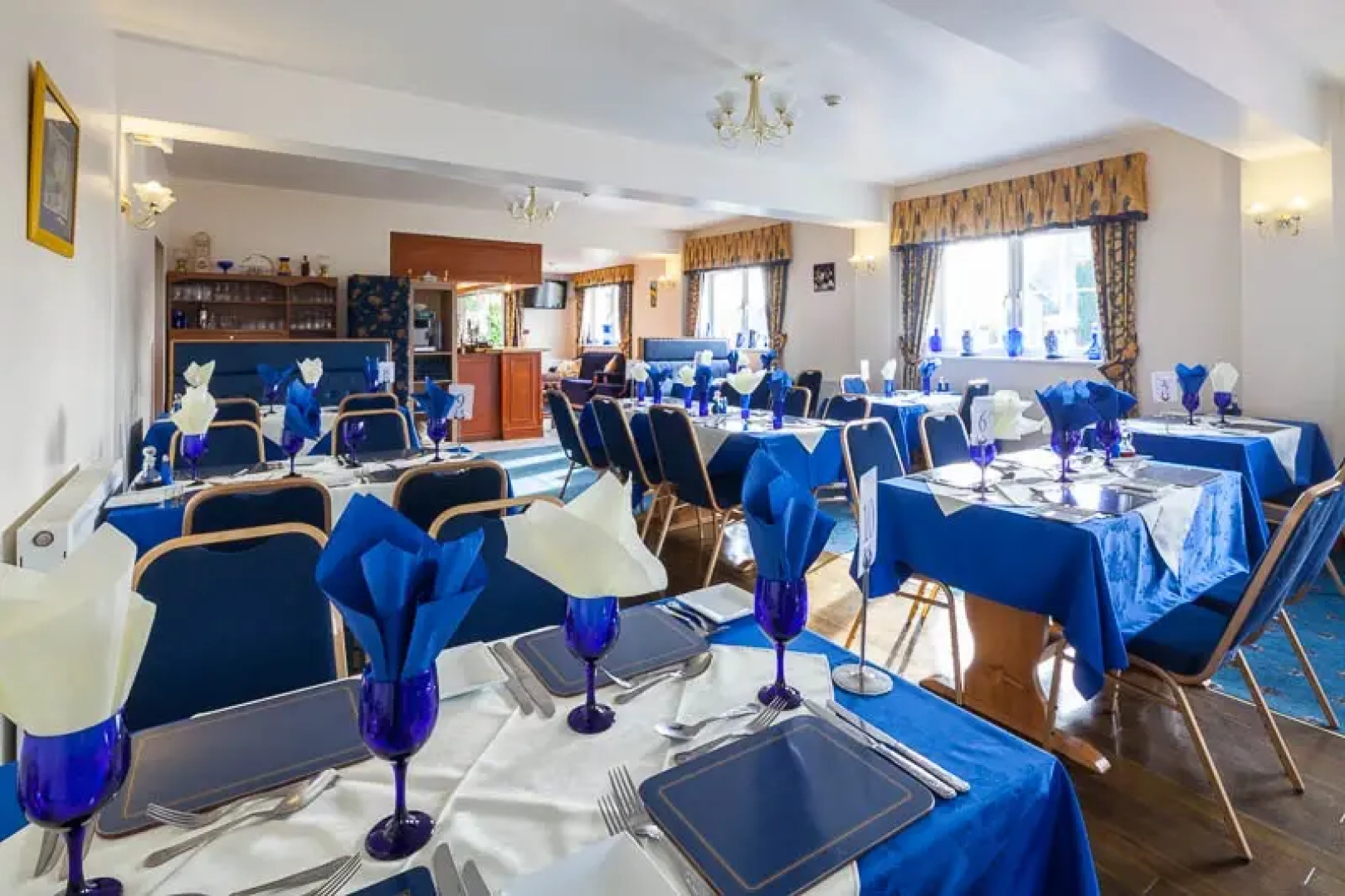 Nant-Y-Ffin Hotel