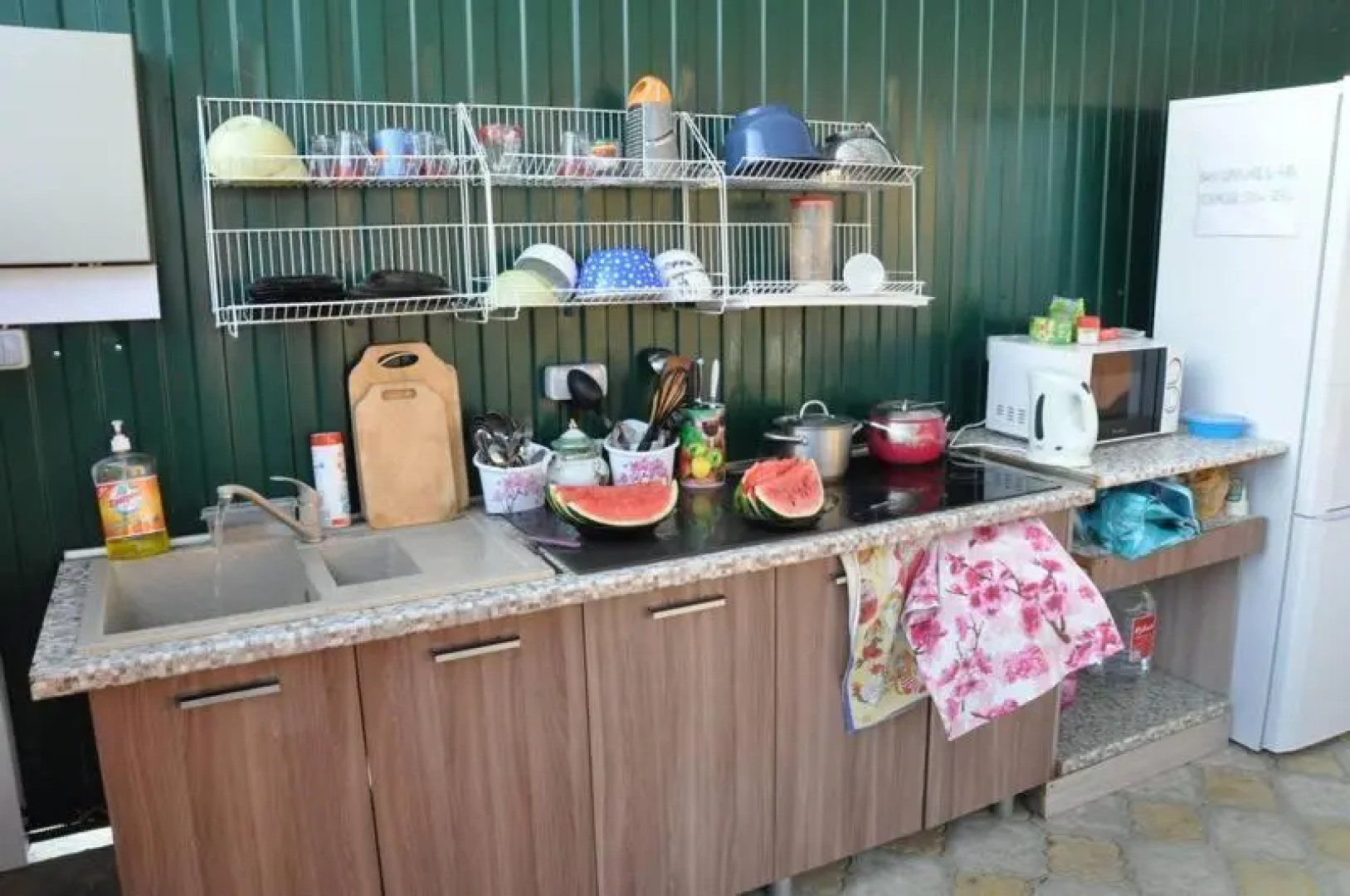 Guesthouse Mega