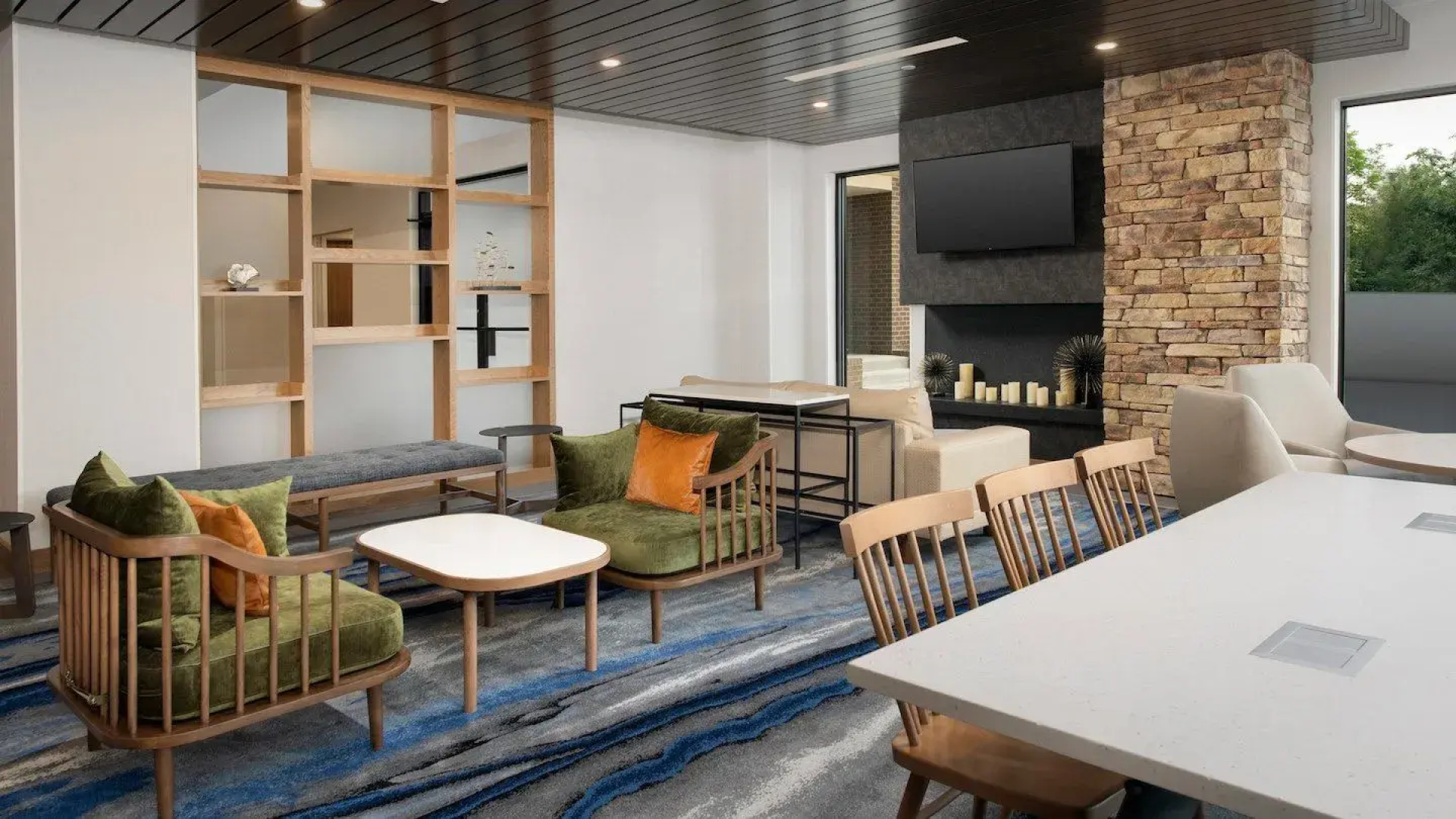 Fairfield Inn & Suites by Marriott Alexandria Landmark