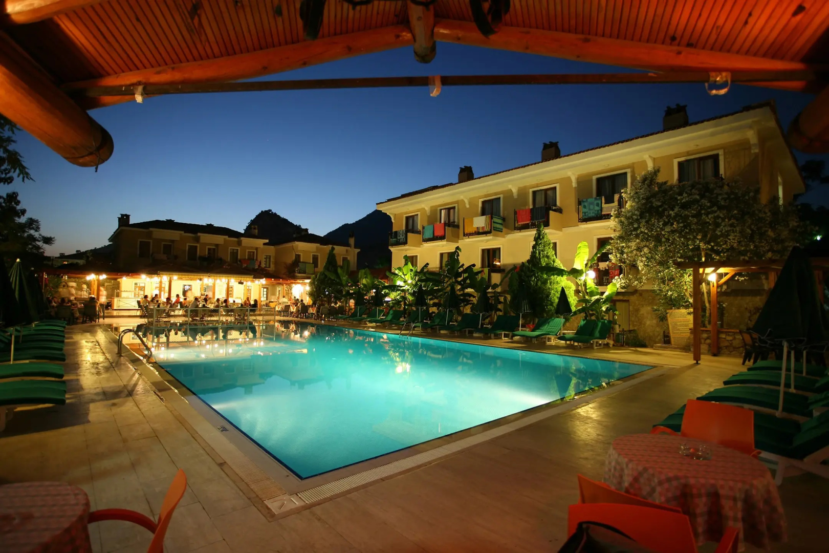 Perdikia Beach Hotel