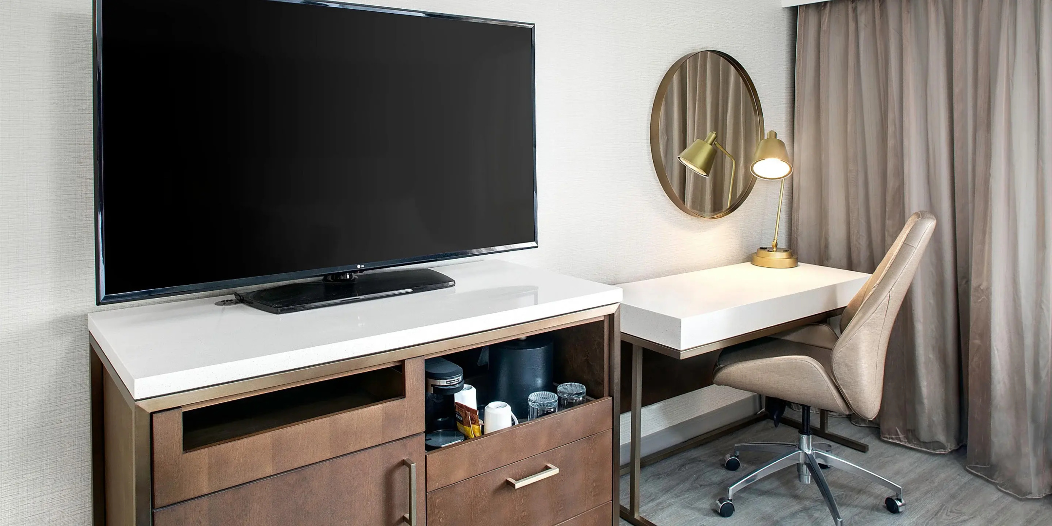 Crowne Plaza Toronto Airport by IHG