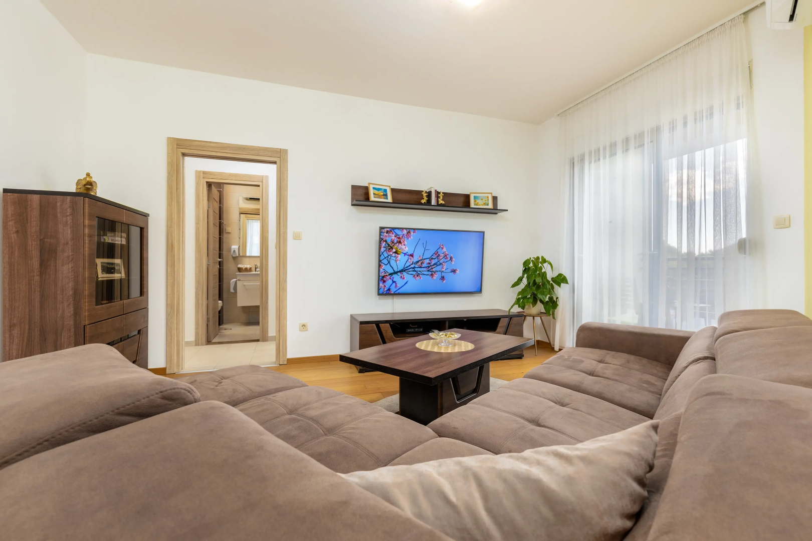 Apart Hotel MS Katunjanin