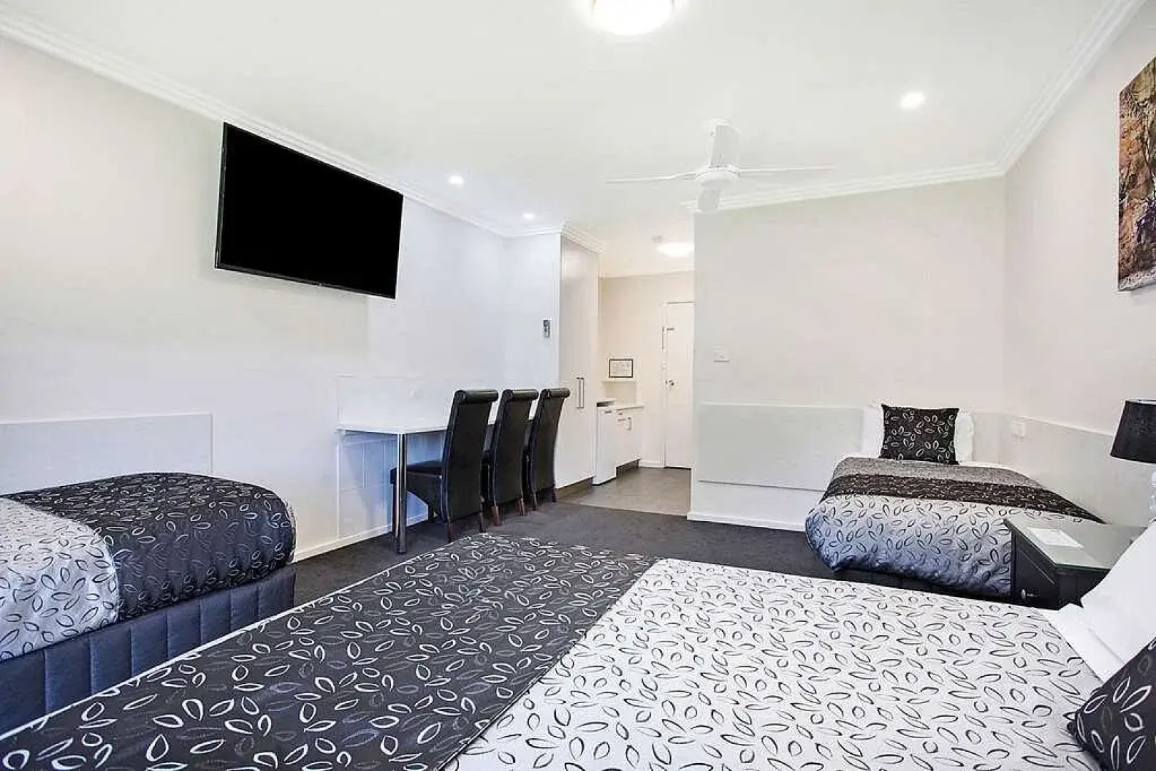 Comfort Inn May Park