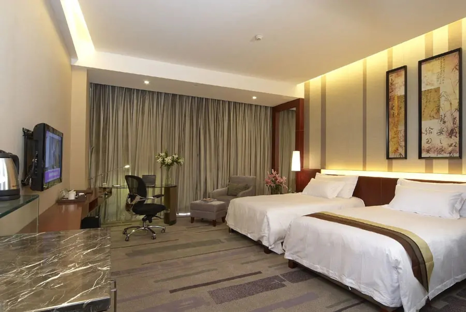 PHIREN Hotel Anji Jiuzhou Changshuo Plaza, Anji