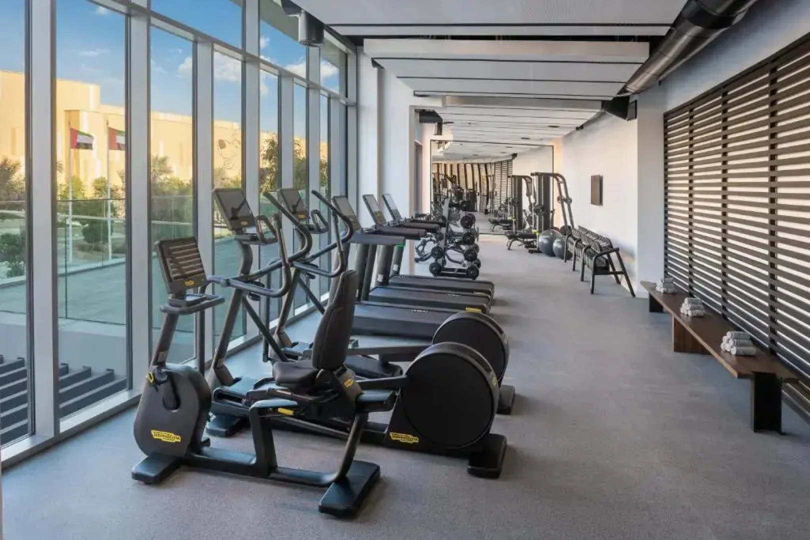 Отель The WB Abu Dhabi, Curio Collection by Hilton
