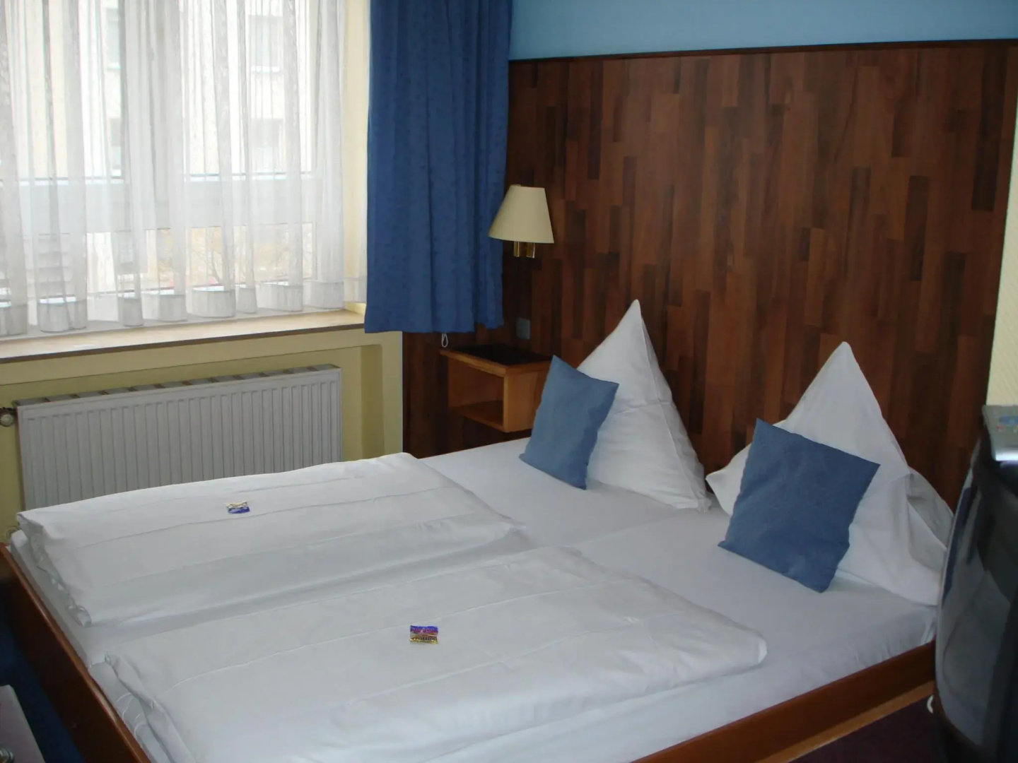 Home Hotel