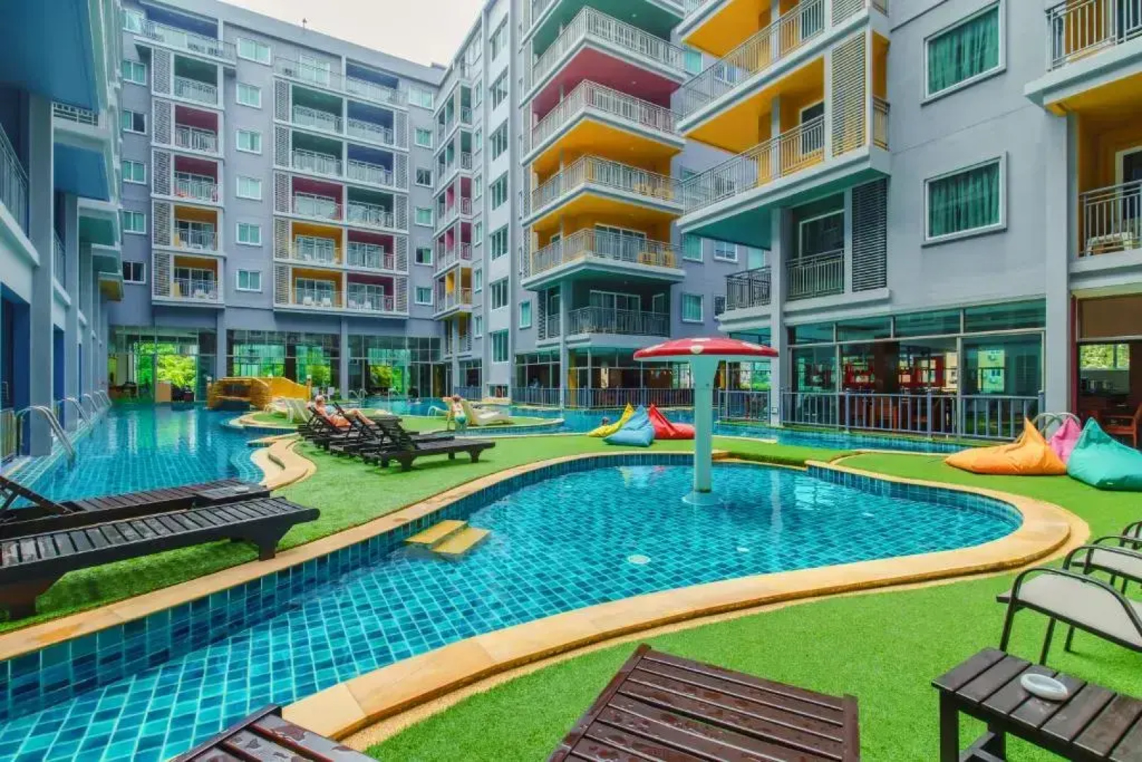 Отель Elite Suites Patong