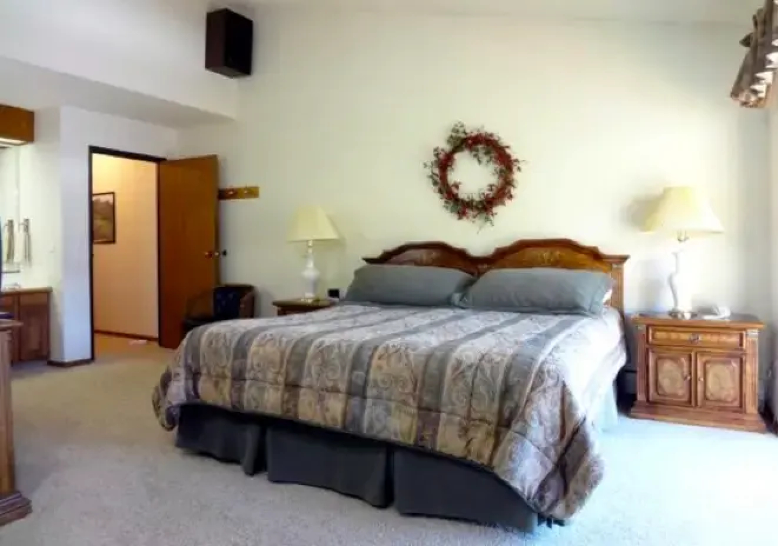 Lagoon  762b 3 Bedroom Townhouse by RedAwning