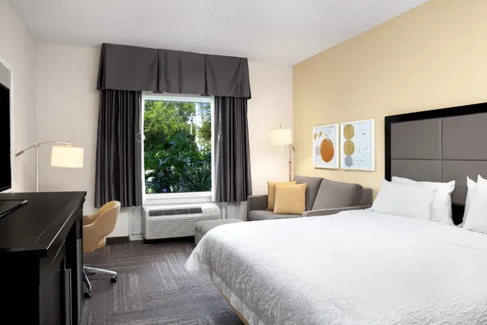 Hampton Inn by Hilton Hallandale Beach Aventura