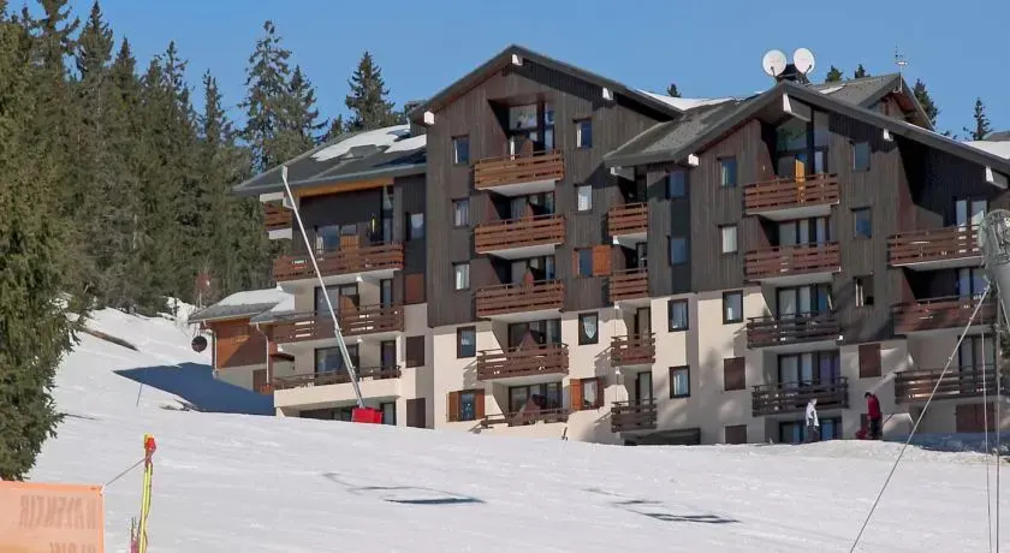 Combes Blanche 1 & 2 No.2