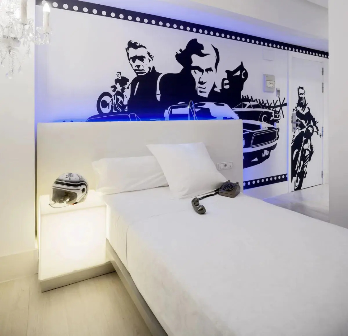 Отель DormirDcine Madrid