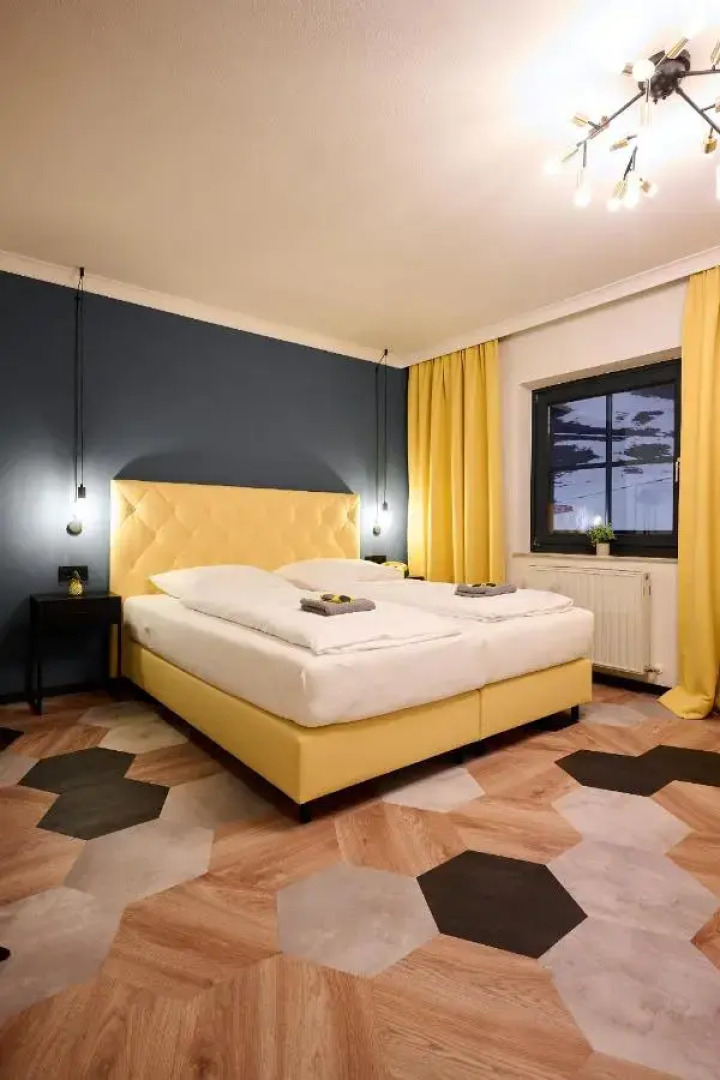 happYellow Boutique House