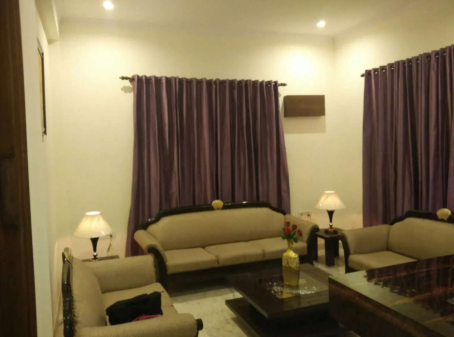 Itsy Hotels Swastika Inn Sector 26