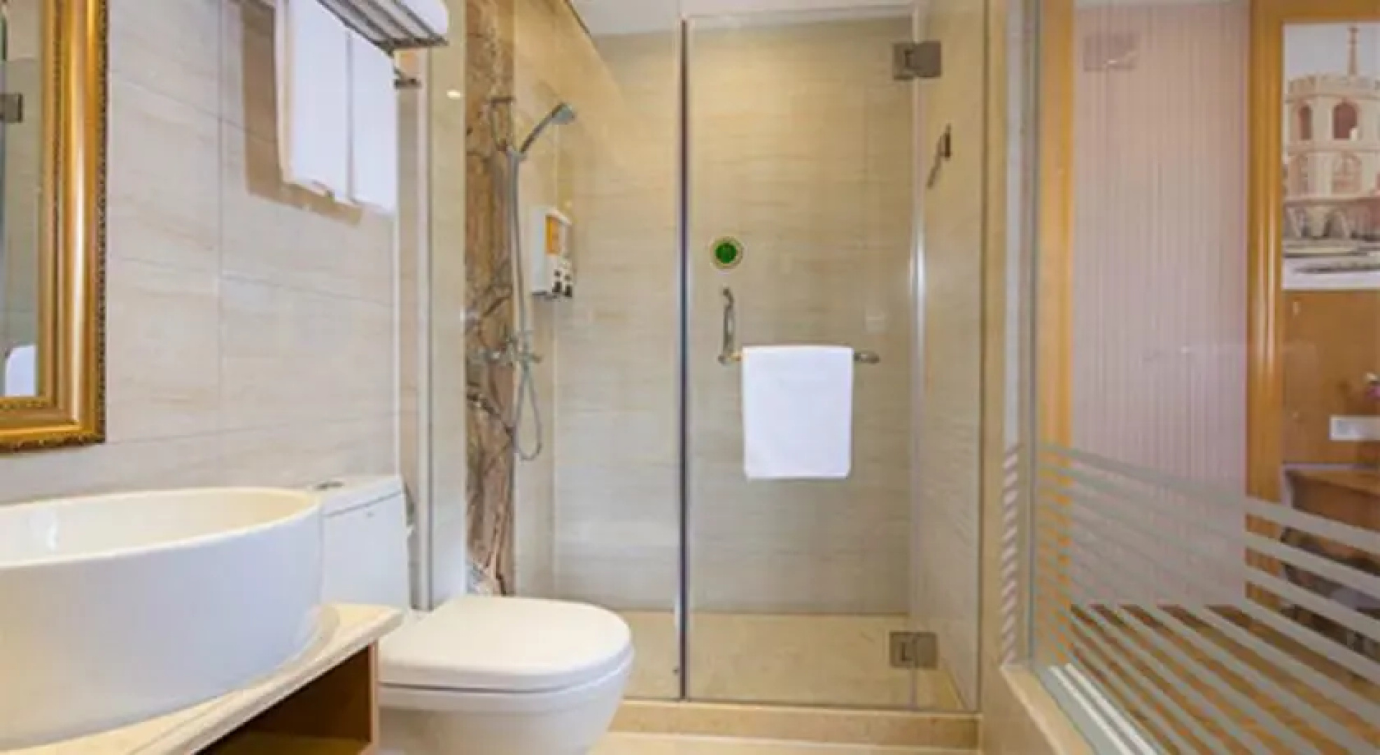 Vienna Hotel Yueyang Zhanqian Road