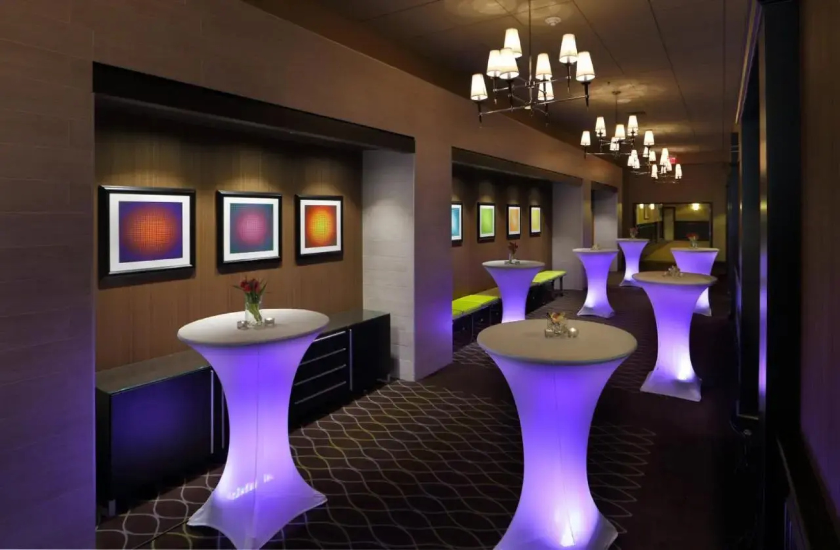 Holiday Inn Boston - Cambridge Area by IHG