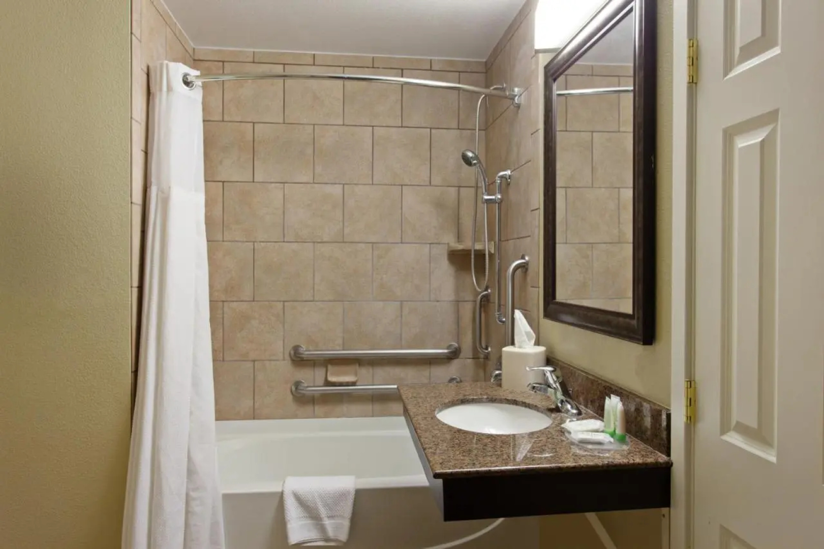 Staybridge Suites Fairfield Napa Valley Area by IHG
