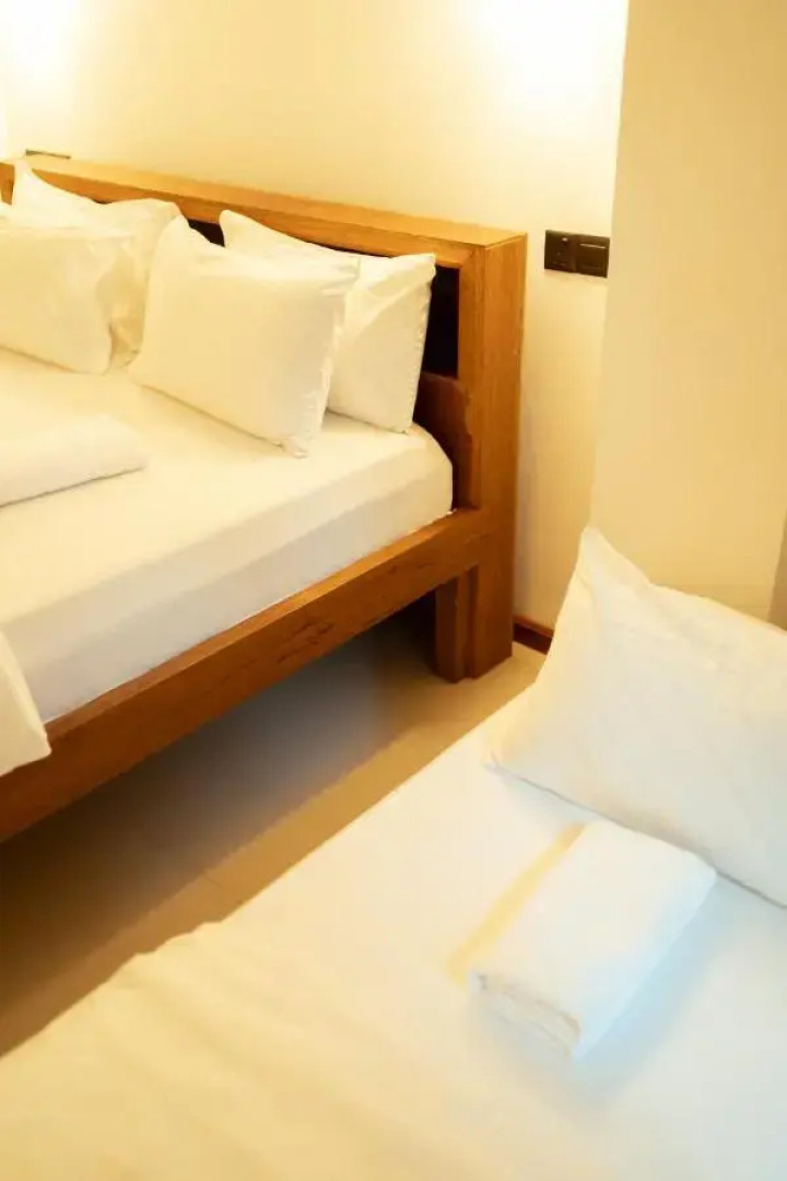 Tropical Biosphere Hotel