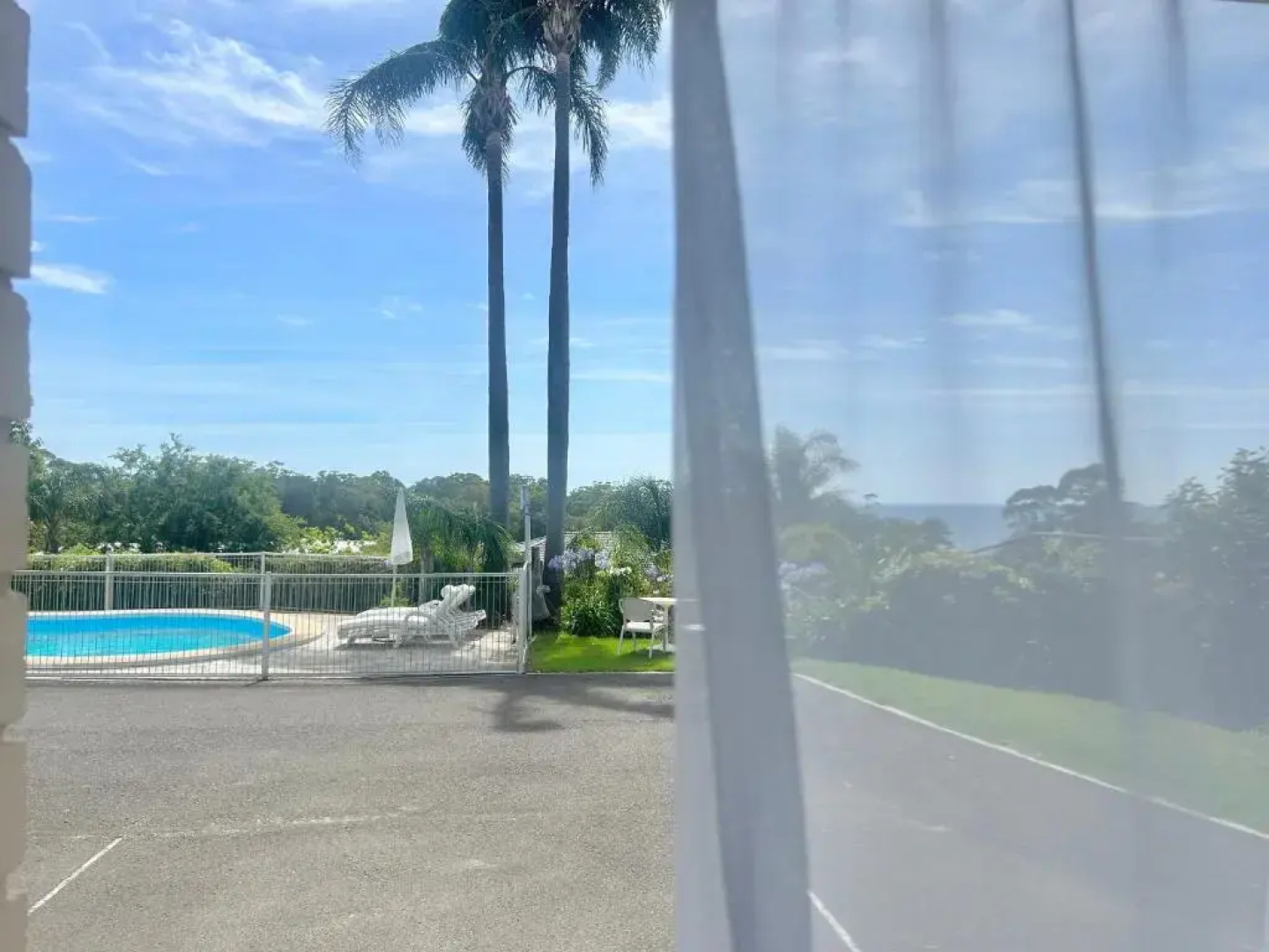Mollymook Ocean View Motel - Welcoming Guests 18 Years and Older