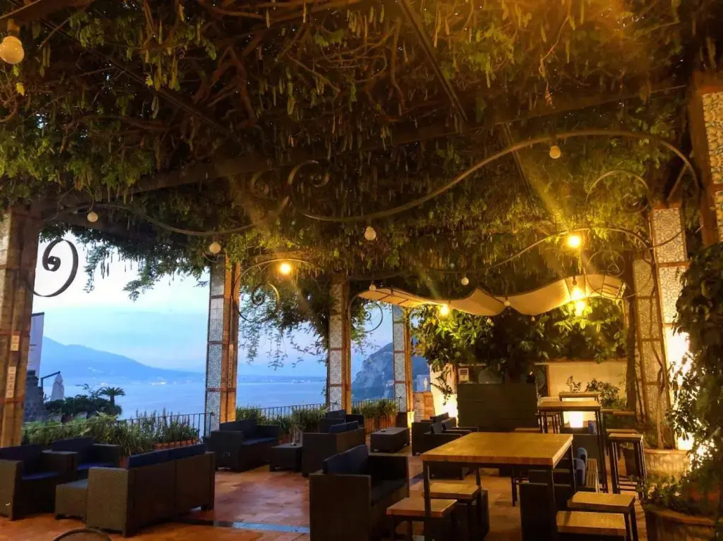 Hotel Aequa