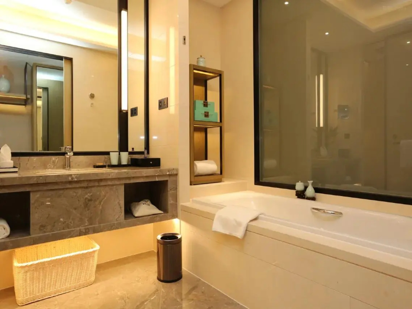 Xiangyi Hotel