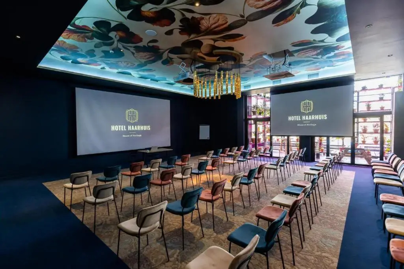City Hotel Haarhuis - World Hotels Crafted Collections