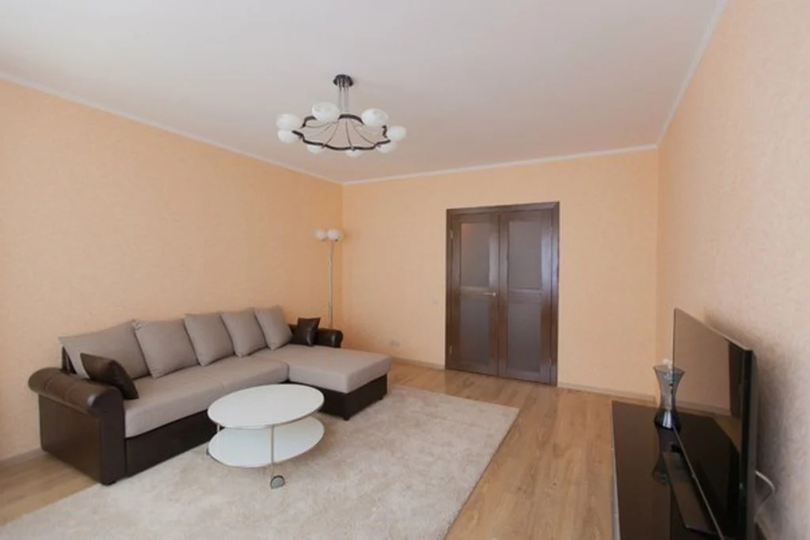 Апартаменты СуткиХаус