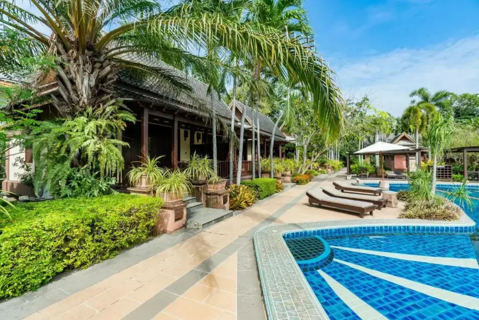 Botany Beach Resort Pattaya