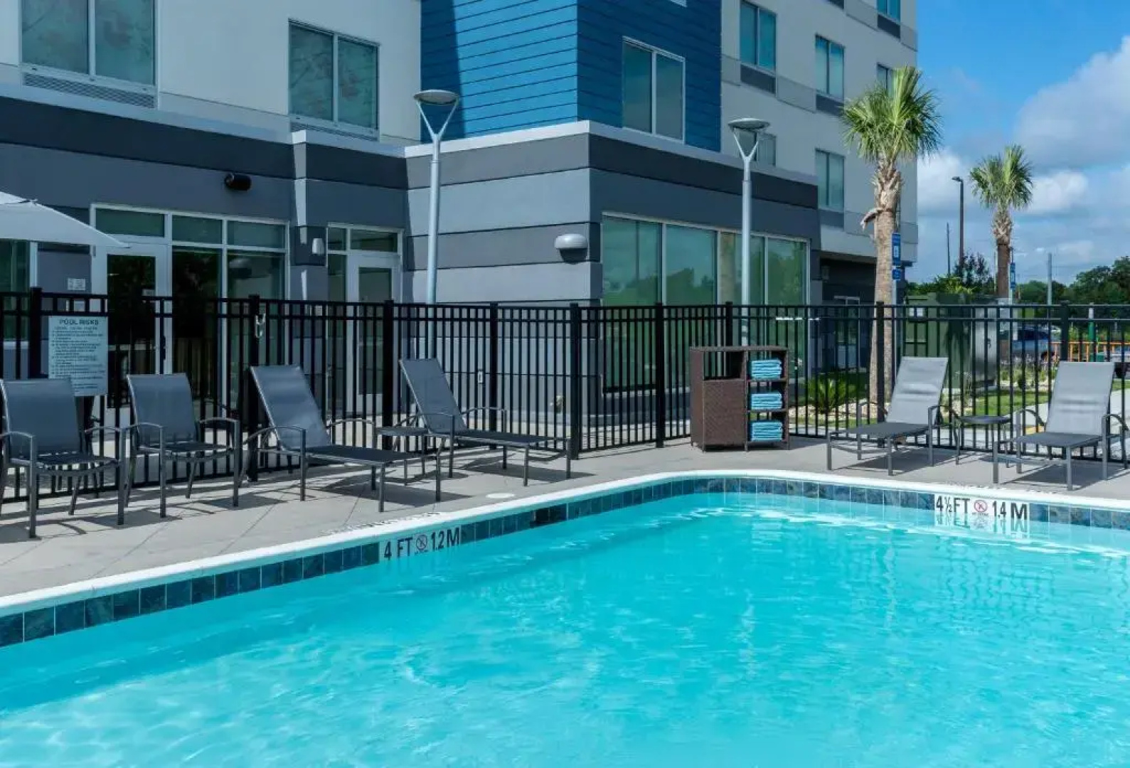Отель Fairfield by Marriott Inn & Suites Savannah I-95 North