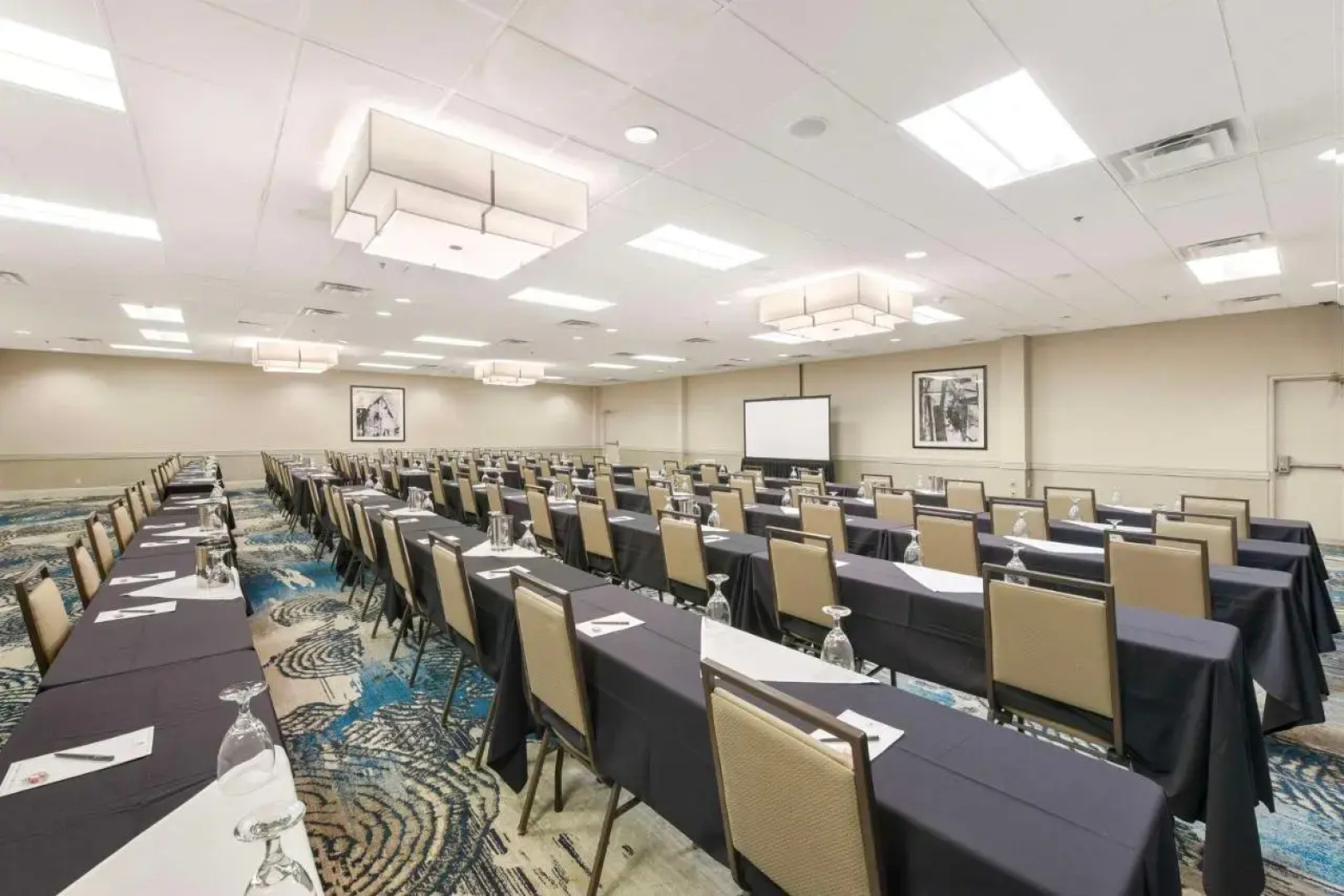Embassy Suites by Hilton Denver Tech Center North