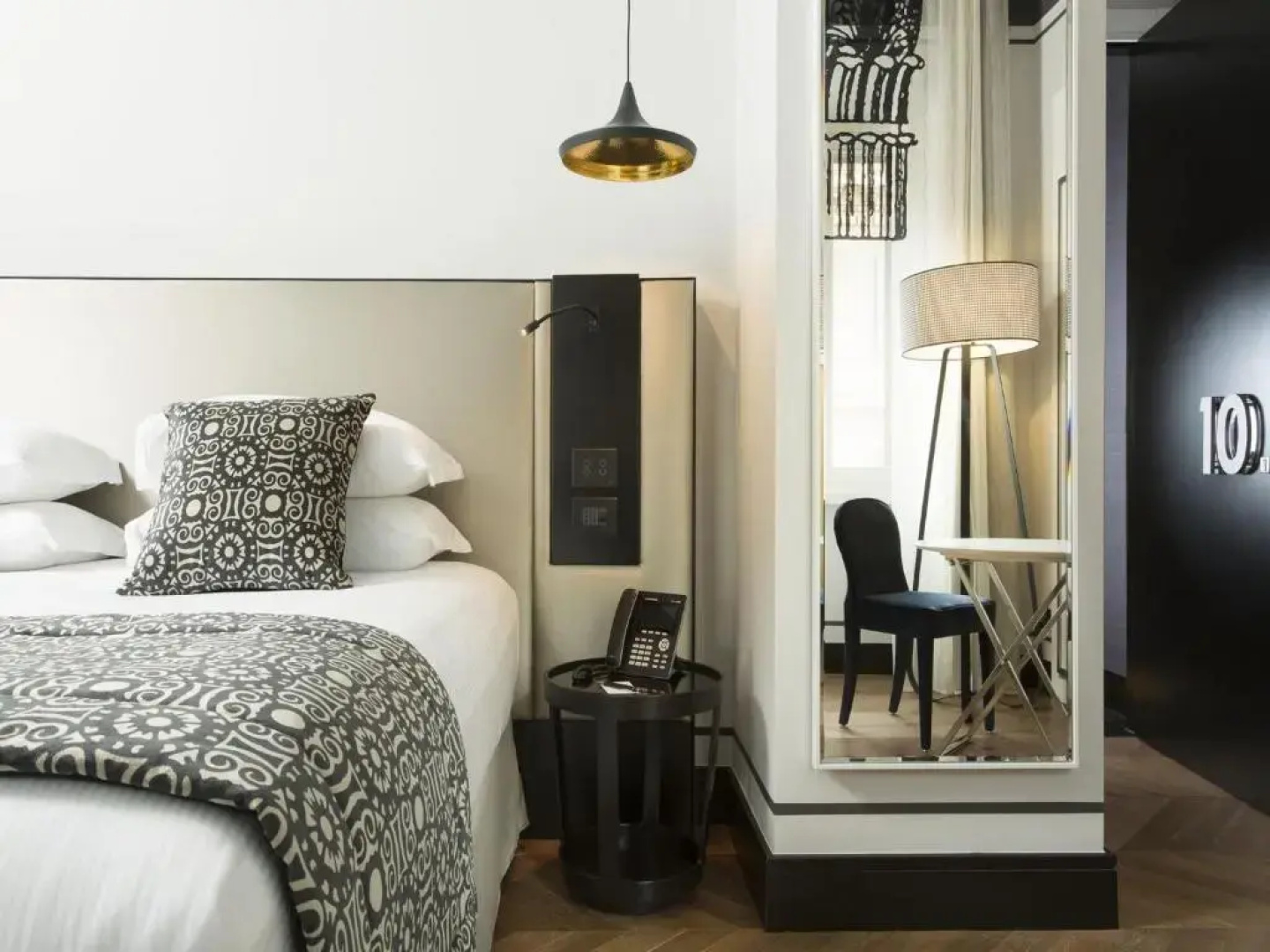 Отель Corso 281 Luxury Suites Roma
