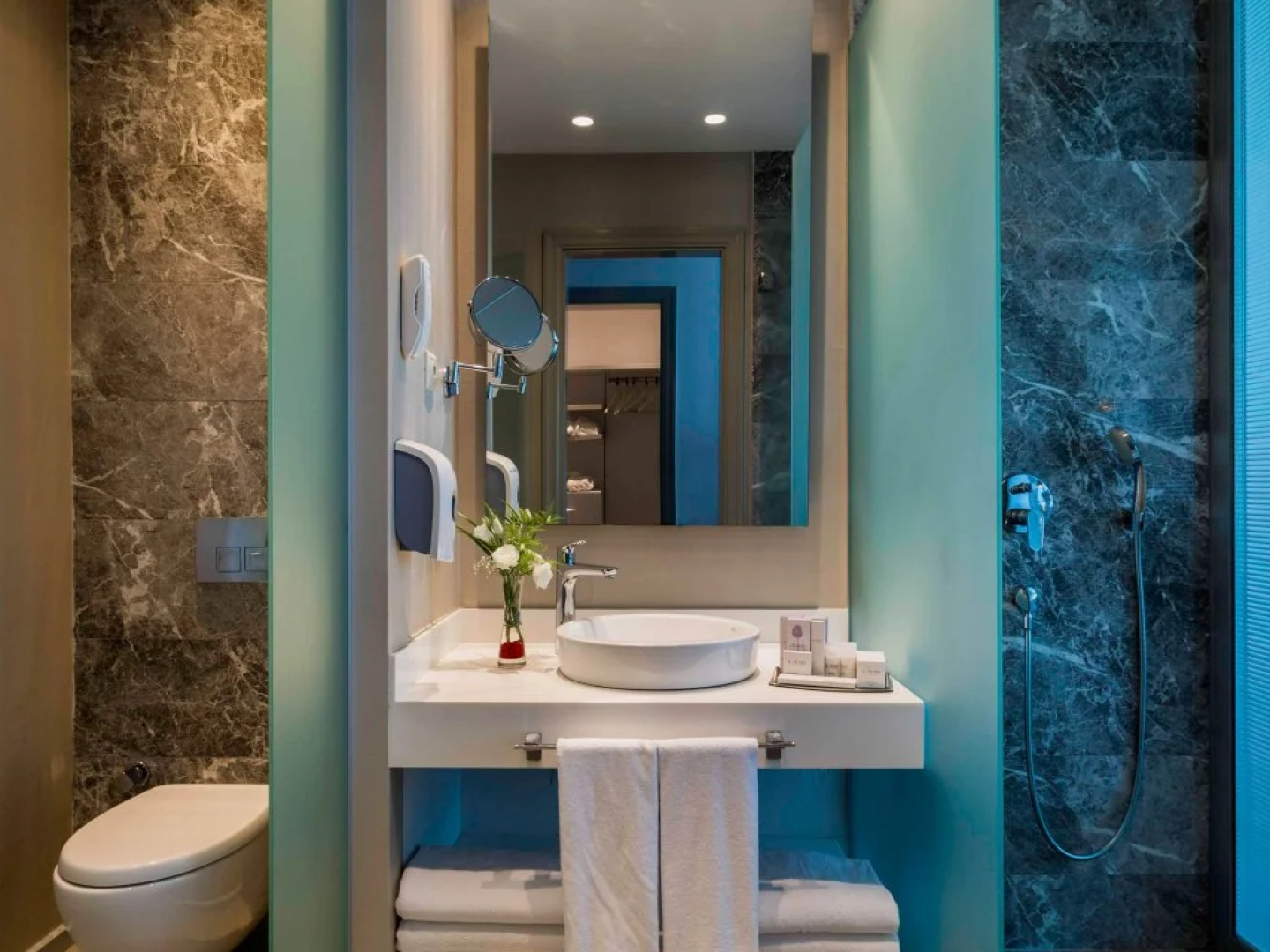 Отель Blue Dreams Resort