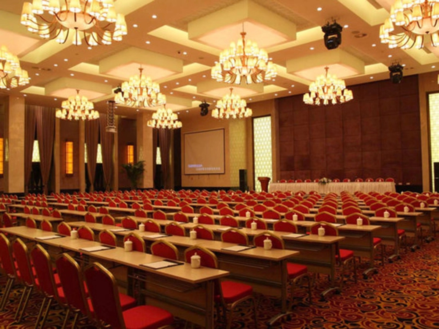 Metropark Longhua Hotel