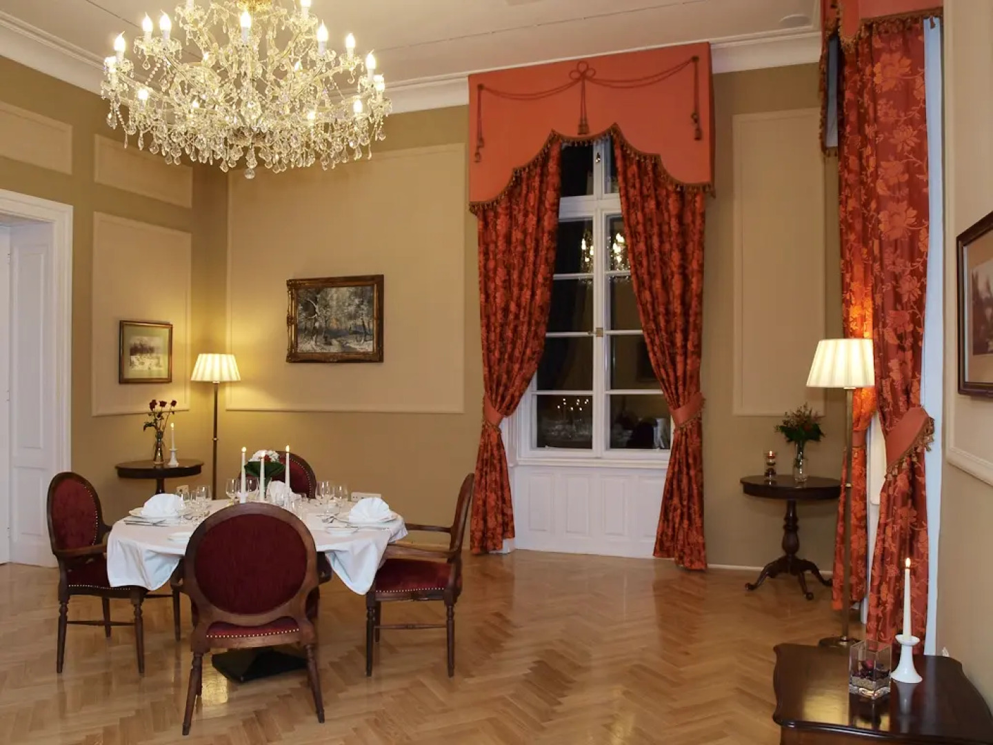 La Contessa Castle Hotel