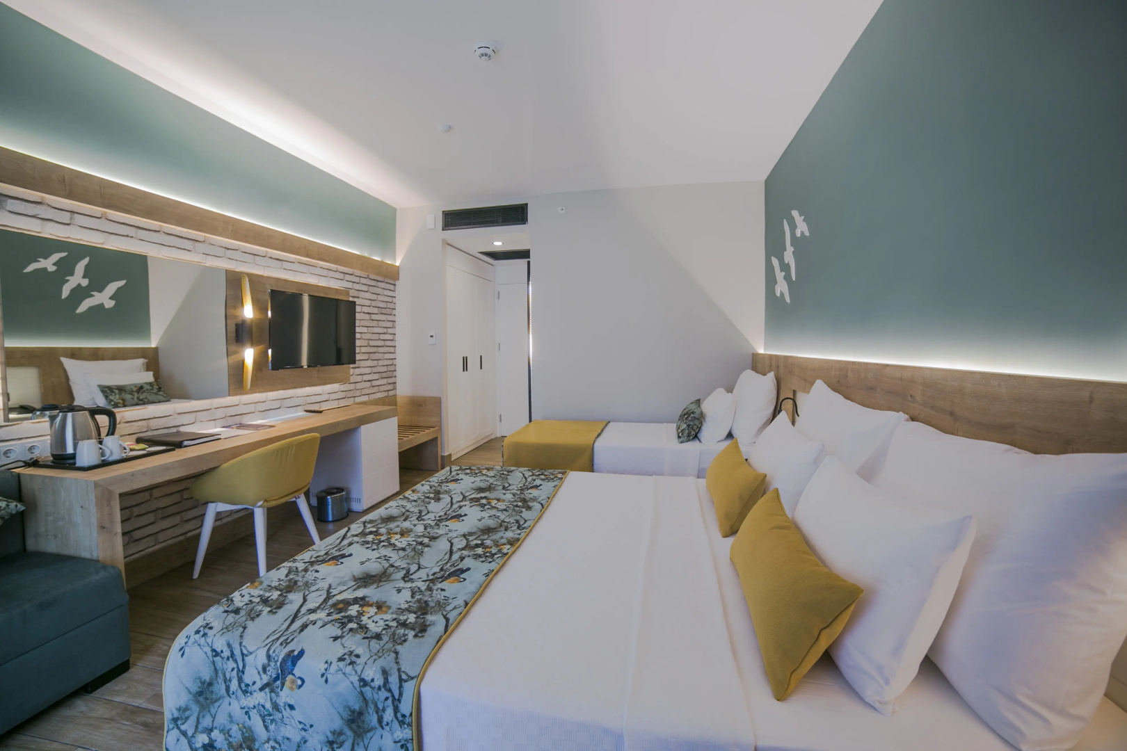 Отель Sailor's Beach Club