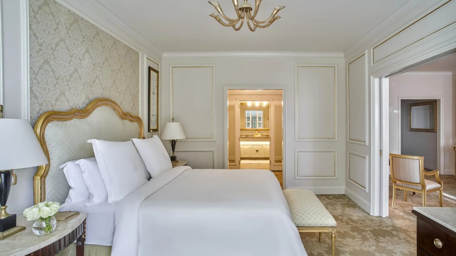 Отель Four Seasons Cairo at First Residence