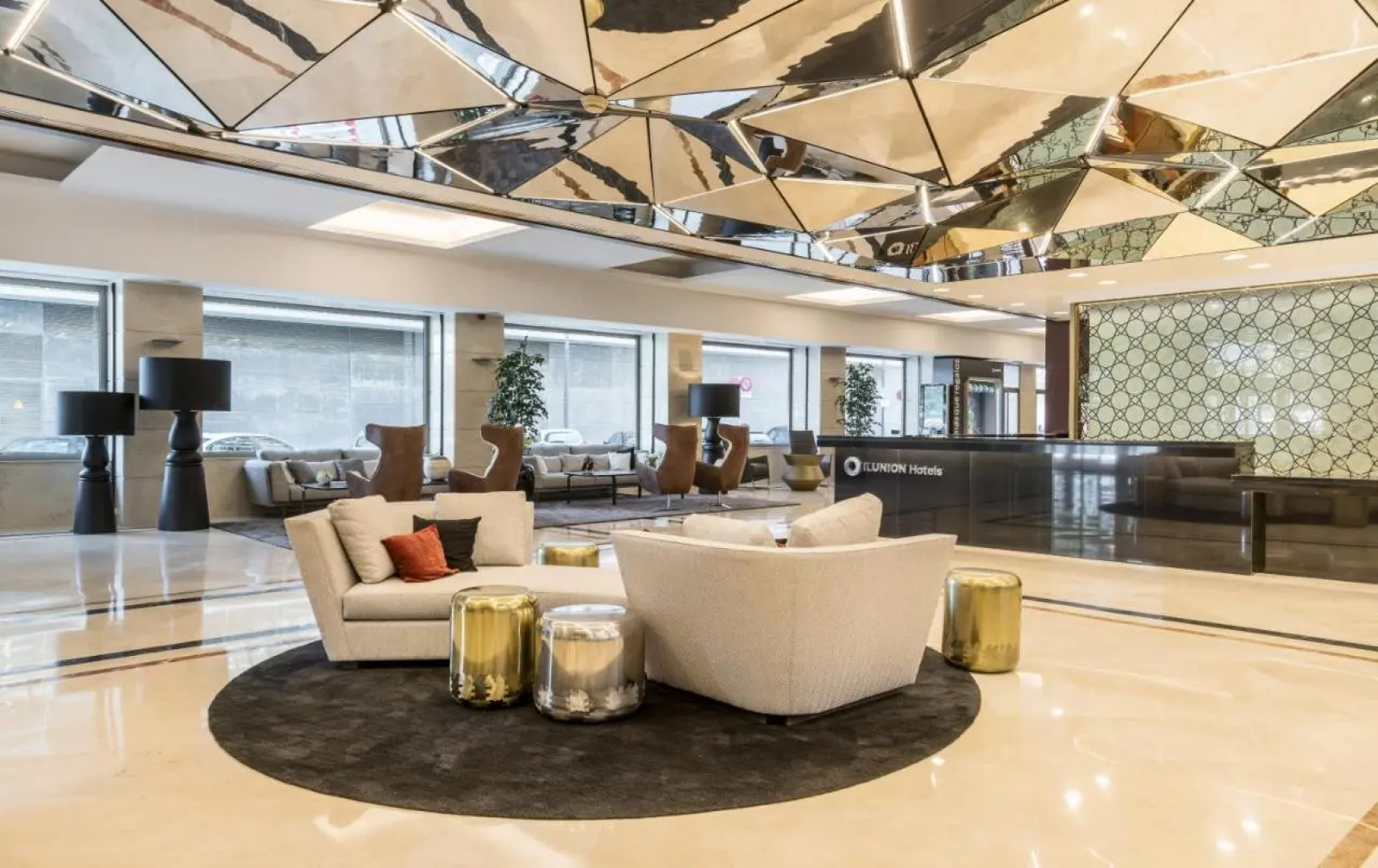 Отель Ilunion Malaga