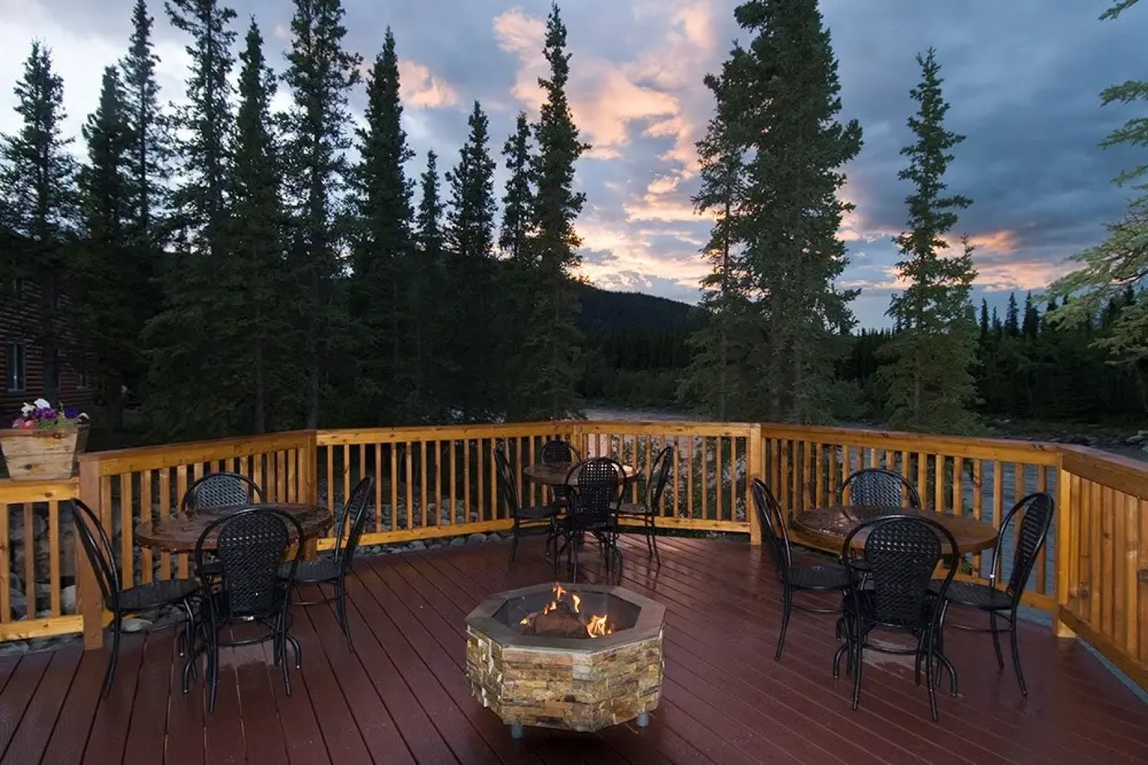 Denali Park Village