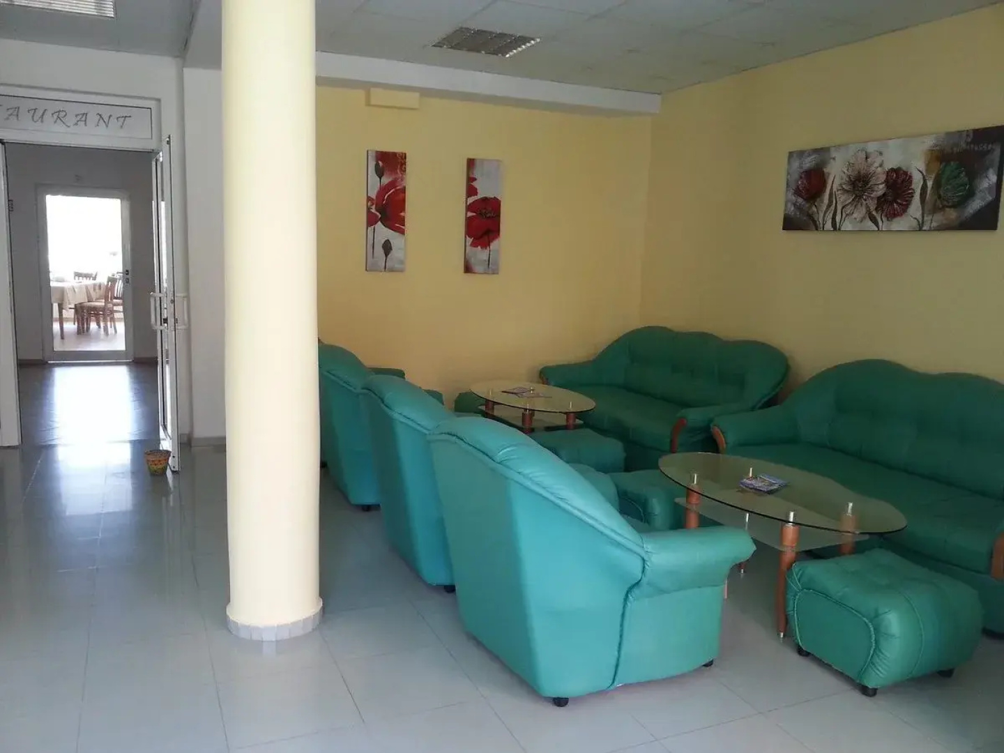 Cristal Hotel