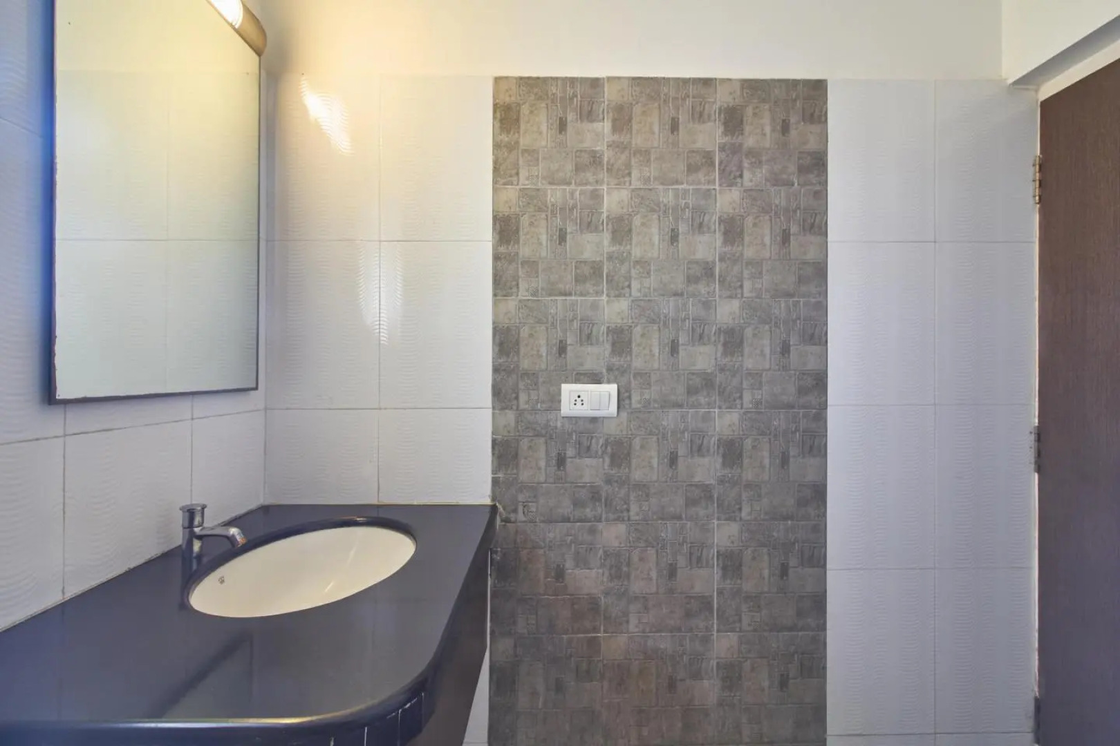 Uno the Business Hotel