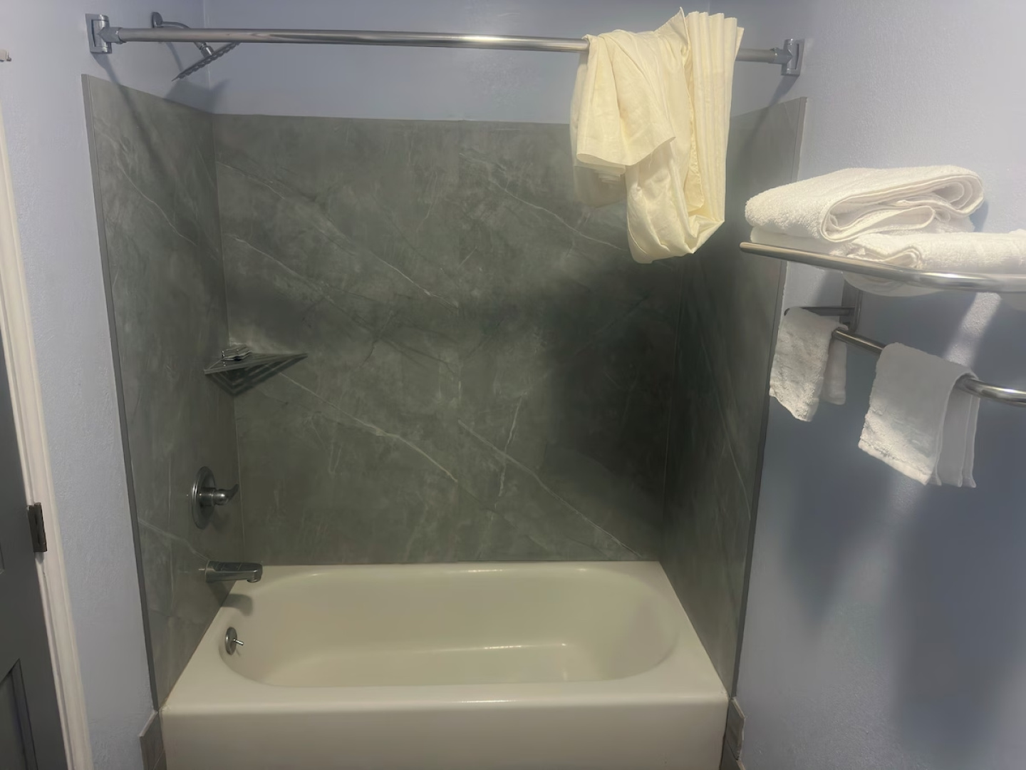 Carrizo Executive Inn