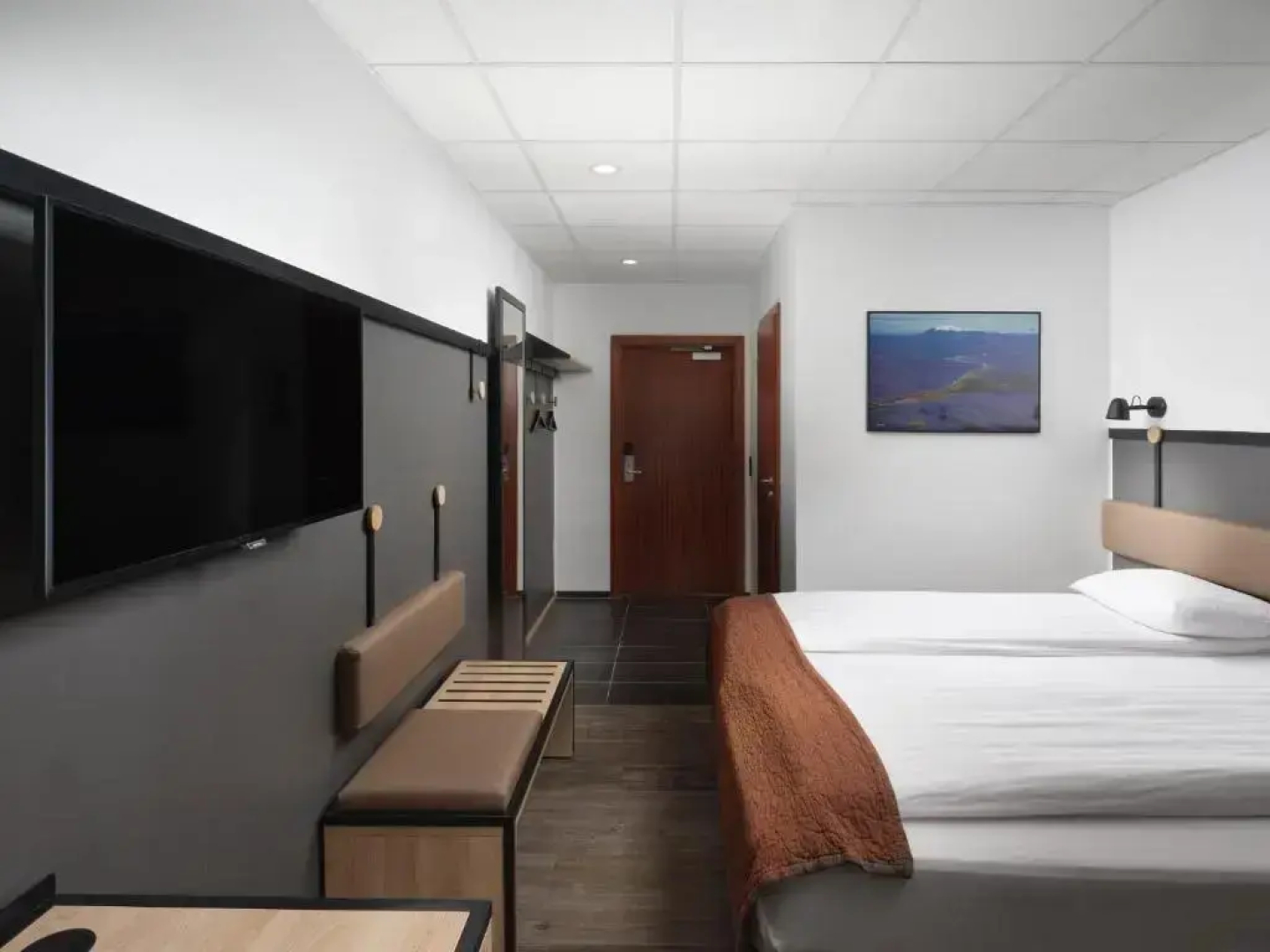 Hotel Cabin
