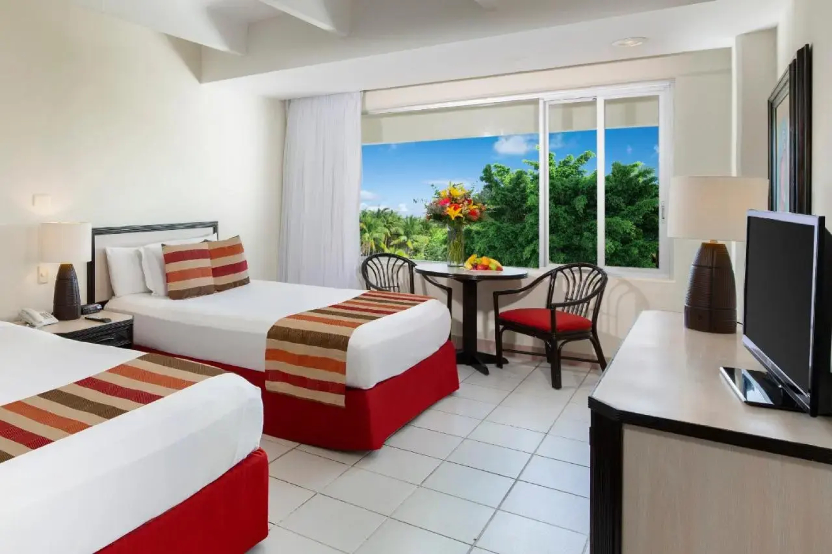 Oasis Palm Hotel